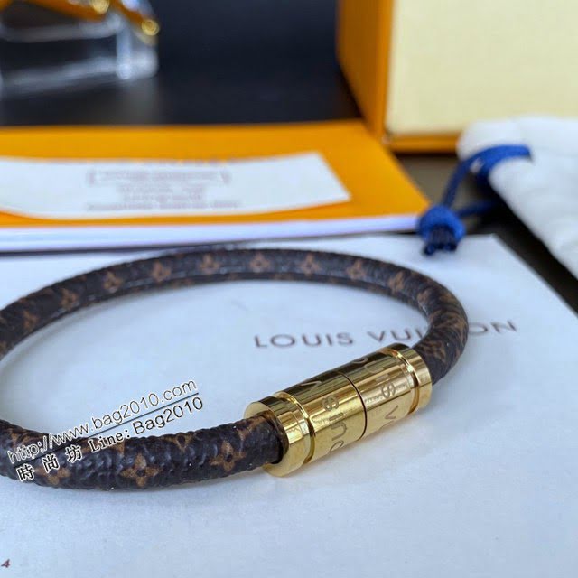 Louis Vuitton新款飾品 路易威登情侶款可逆手繩 LV老花皮手環手鐲  zglv2121
